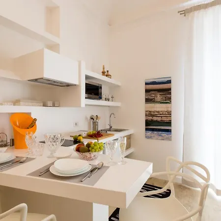 Aparthotel In 4*